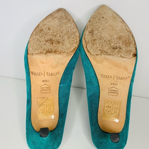 WHBM Turquoise Mid Heel Gold Detail Pumps - Picture 6 of 7